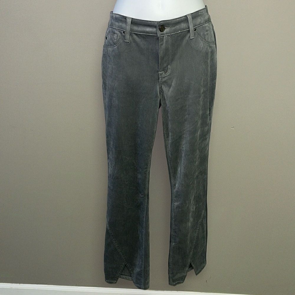 Laurie Felt Los Angeles Faux Suede Baby Bell Vital Stretch Technology Pants- 6
